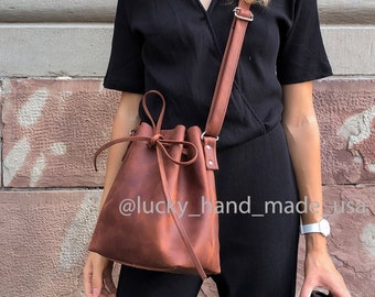 Borsa a secchiello in pelle per donna, borsa tote in pelle, borsa a tracolla fatta a mano, borsa a tracolla personalizzata per donna, borsa a tracolla in vera pelle