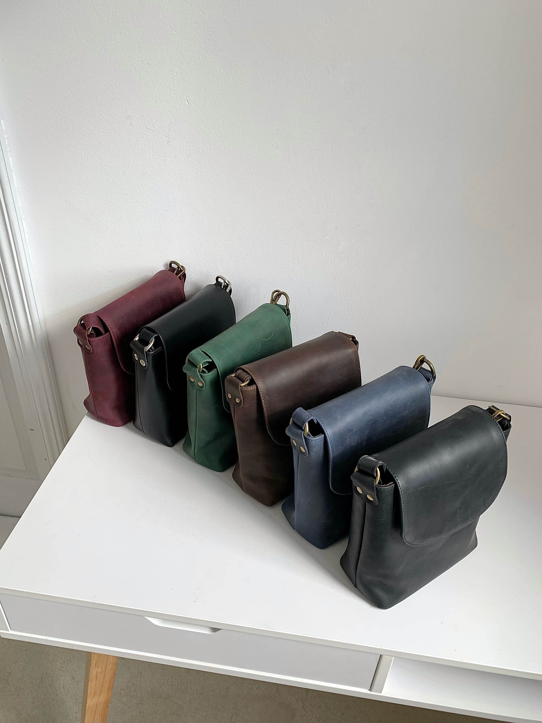 Wholesale womens bags hotsell