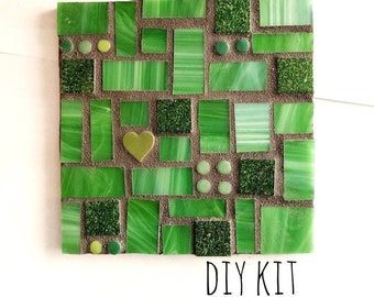 Craft Kits for Adults, Green Trivet, Mosaic Kit, DIY Kits for Adults, Stained Glass Mosaic Kit, Craft Kits for Women, Christmas Craft kits