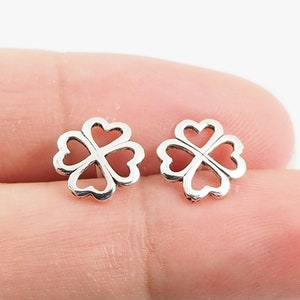 4 Leaf Clover Stud Earrings, Lucky Clover Earrings, Plants Earrings, Gift idea / Q104