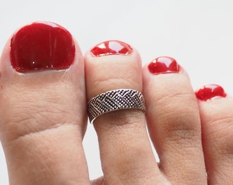 Boho Dot toe ring, Sterling silver Toe ring, Boho toe ring, Tribal ring, Adjustable toe ring / TO20