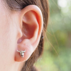 Bull Skull Stud Earrings, Animal Earrings, Buffalo skull Earrings, Gift idea / Q248S
