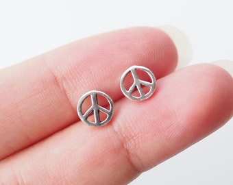 7 mm Peace stud Earrings Hippy Boho Earrings Peace Jewelry Minimalist earrings / Q253