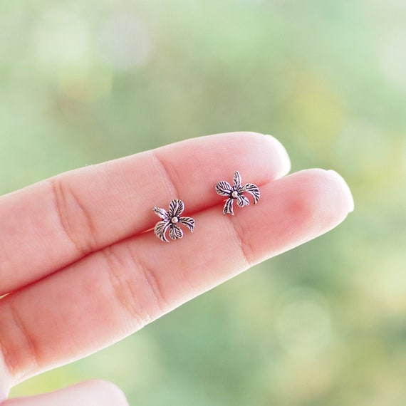 Orchid stud earrings discount