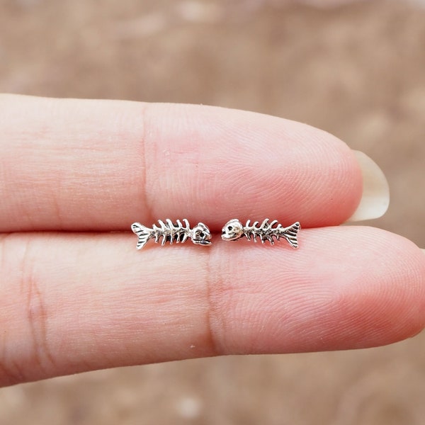 Tiny Fish bone Stud Earrings, Fish earrings, Food Earrings, Tiny stud earrings, Gift idea / BD119P