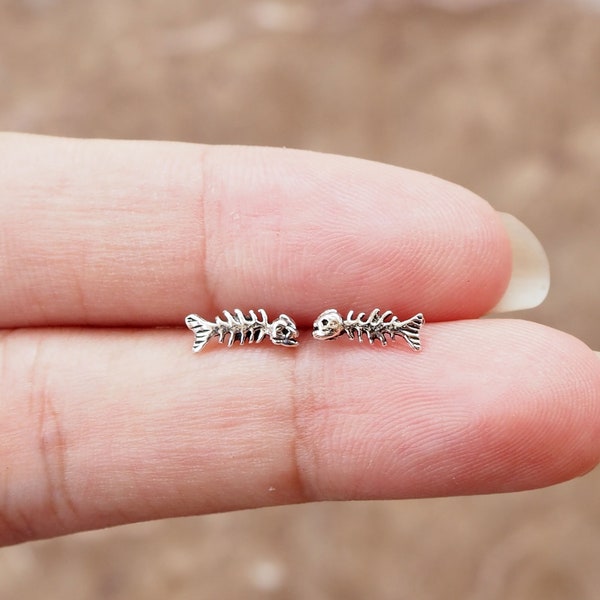 Tiny Fish bone Stud Earrings, Fish earrings, Food Earrings, Tiny stud earrings, Gift idea / PK27