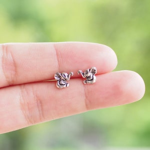 Sit Elephant Earrings, Elephant jewelry, Animal Earrings, Sterling silver earrings, Gift idea / BD118P