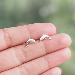 Pair of Dolphin Stud Earrings, Fish earrings, Fish cartilage, Ocean Beach Earrings/ ST11/S+B