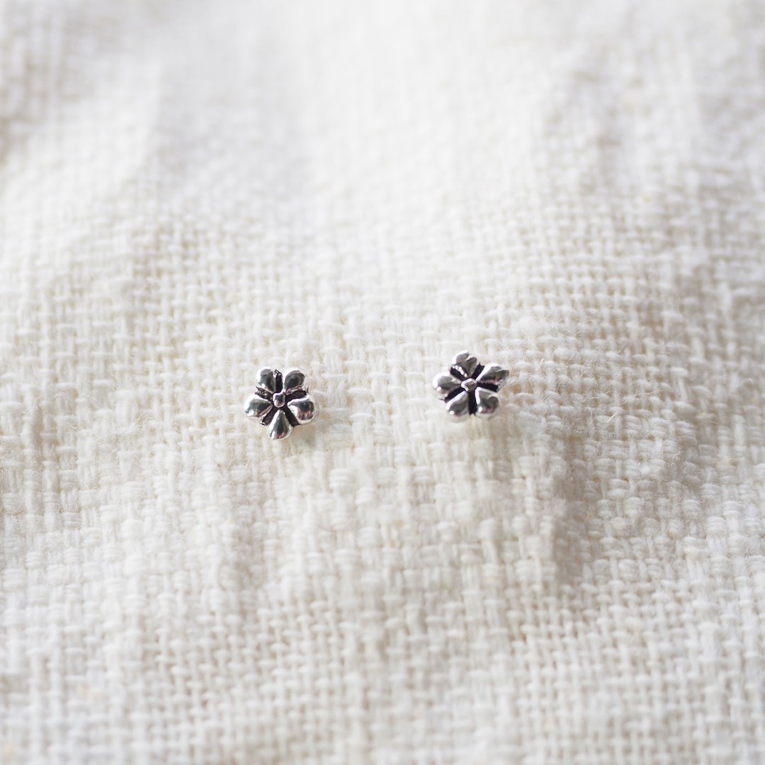 Dainty Jasmine Flower Stud Earrings, Tiny Flower Earrings, Cartilage