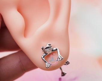 Frog Stud Earrings, Frog Clinging Earrings, Animal Earrings, Two part earrings, Gift for her, Graduation gift