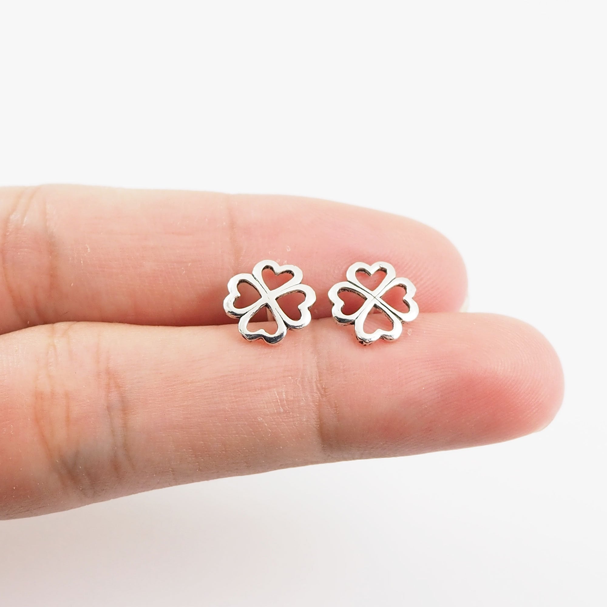 4 Leaf Clover Stud Earrings Lucky Clover Earrings Plants Etsy