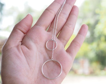 Doppelte Kreis Halskette 18 Zoll, Sterling Silber Kreis Halskette, Minimalistischer Schmuck, Geschenk für sie