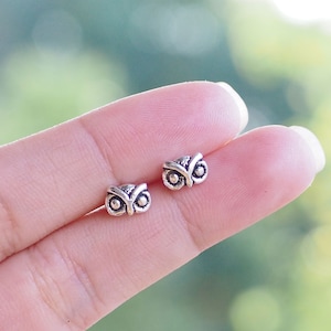 Owl Head Stud Earrings, Owl  Earrings, Bird Jewelry, Gift idea / BD81