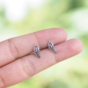 Fern Leaf Stud Earrings, Leaf Earrings, Leaf jewelry, Woodland, Nature earrings, Gift for her / Q92