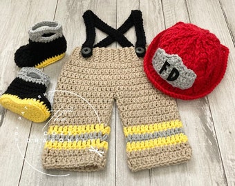 CROCHET PATTERN Baby Fireman Outfit, Sizes Newborn-12 Months, Baby Firemen Hat, Baby Photo Prop, Crochet Baby Costume, PDF Download