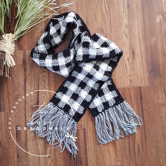 black and white crochet scarf