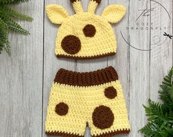 Baby Giraffe Outfit, Size 0-3 months, Baby Giraffe, Baby Gift, Baby Photo Prop, Crochet Baby Costume, Baby Beanie and Shorts