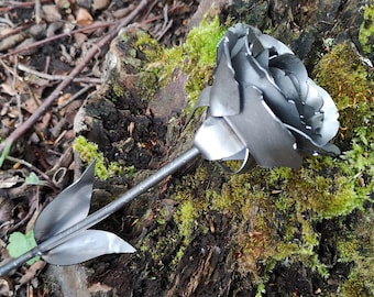 Metal Steel Rose Hand Made - Metal Flowers - 11th Wedding Anniversary - Forged Rose - Garden Sculpture - Grave Decor