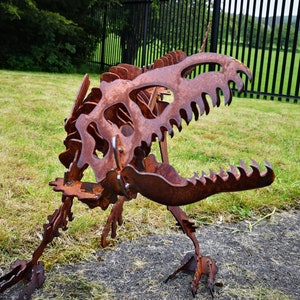 Rusty Metal Dinosaur Allosaurus - 3d Allosaurus - Garden Ornaments - Art -  Dino - Jurassic Park - T-Rex - 3D Dinosaur - Triceratops