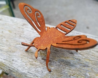 Rusty Metal Honey Bee- Rusty Insect - Pagan Garden Gift - Rusty Bee - Bee Gift - Garden Fence Ornament - Bumble bee