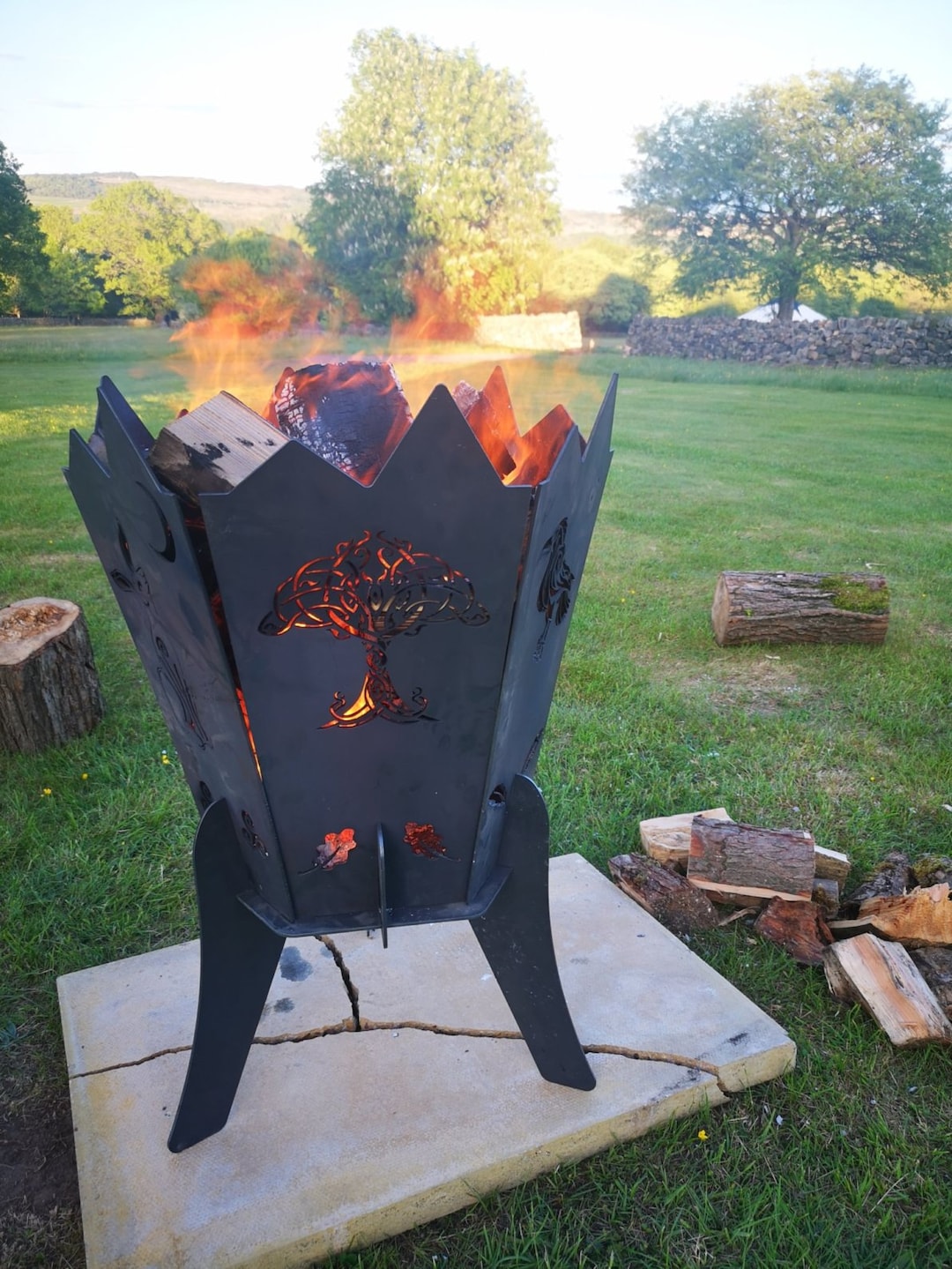 Large Metal Fire Pit With Custom Panels / Portable Fire Pit / Log