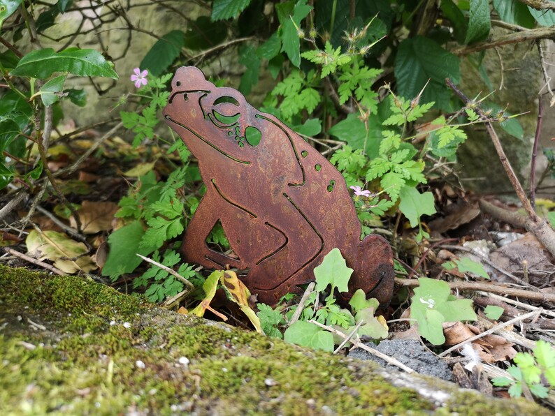 Rusty Metal Frog / Toad Garden Ornaments Art Amphibian Etsy UK