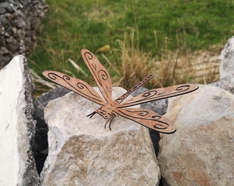 Libelle freistehend 3D Flügel 31cm Rost Edelrost Metall Gartendekoration 