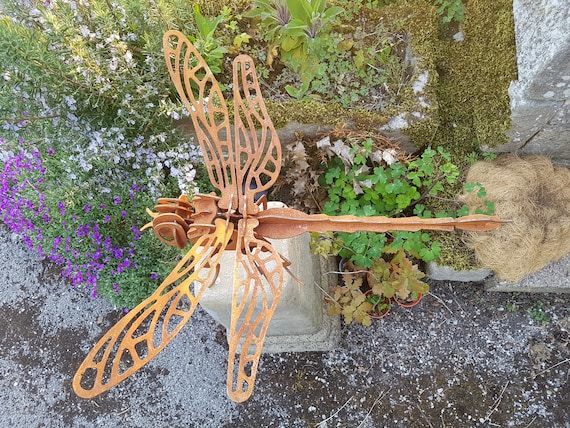 錆びた金属製のトンボ - 庭の昆虫 - 庭の装飾品 - アート - 3Dトンボ