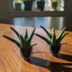 Brincos pendentes de planta de babosa (Aloe vera) - Joias em papel, resina e prata de lei 925 - Miniatura botânica - Presente original inspirado na natureza para mulheres