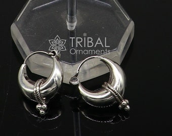 Esclusivi orecchini a cerchio piccoli in stile etnico vintage fatti a mano in argento sterling 925 unisex tribali eleganti gioielli unici Bali India S1150