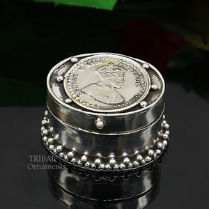 925 sterling silver Stunning George V king Emperor coin design trinket box, kajal eyeliner box, Sindur box brides gift silver box stb747