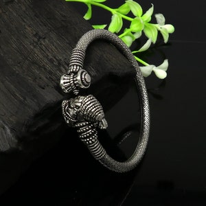 Shivaji maharaj bracelet hot sale silver