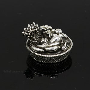 925 sterling silver handmade fabulous vintage antique mini fruit basket for puja or worshipping, solid Diwali puja article utensils su496