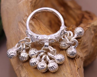 Plata esterlina hecha a mano magnífico anillo de encanto con fabulosas campanas ruidosas, excelente danza del vientre tribal joyería antigua india sr0208