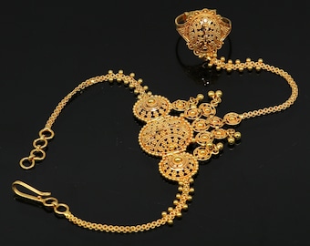 22kt yellow gold handmade filigree work hathpan or wrist bracelet with adjustable ring best wedding brides jewelry from india gbr25