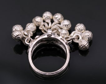 Vintage antique style 925 sterling silver handmade gorgeous charm ring with fabulous noisy bells, excellent belly dance jewelry india sr204