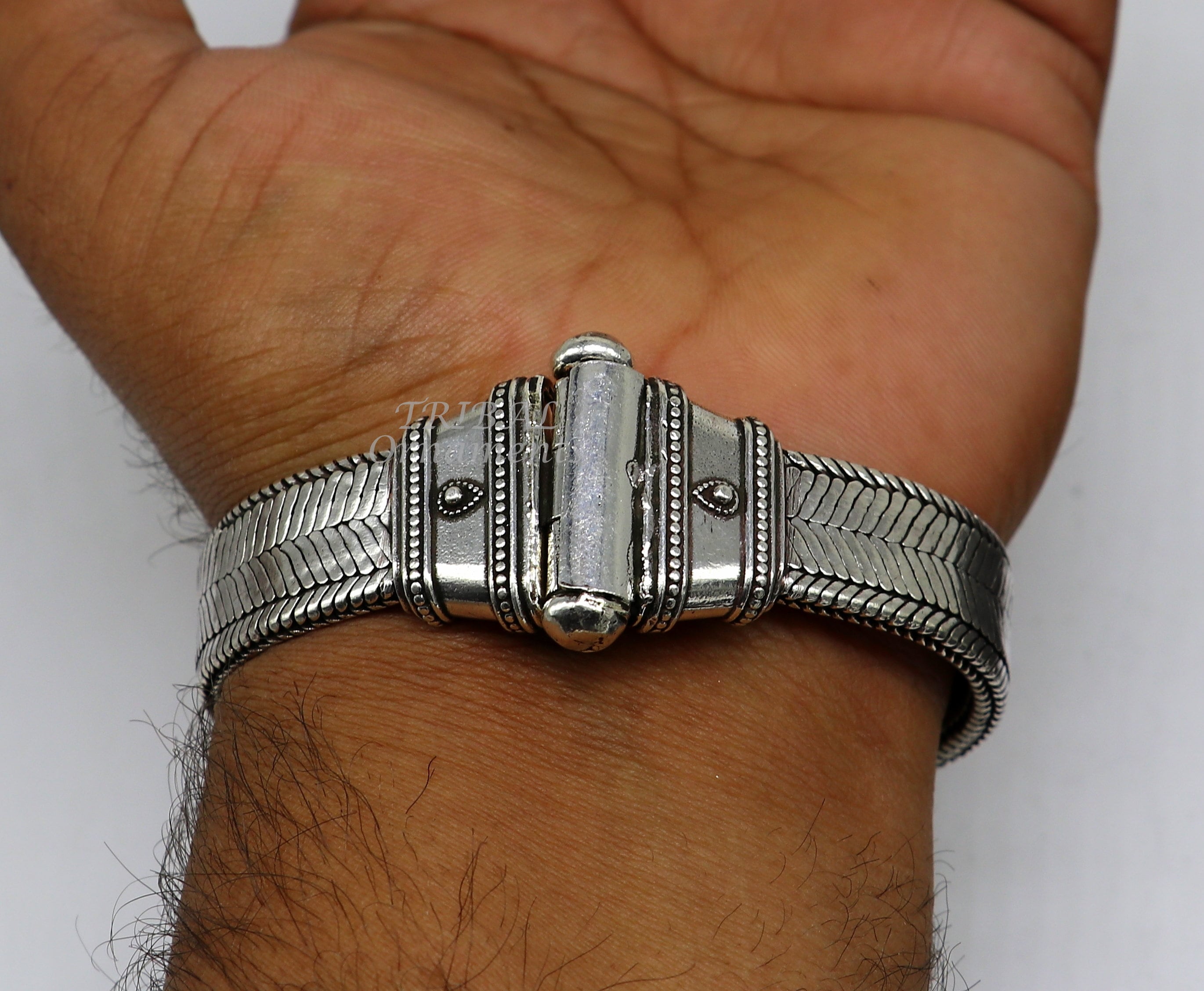 Incredibly Thick And Heavy 88 Gram Woven Native American Jewelry Silver Vintage Navajo Bracelet Incredibly Thick And Heavy 88 Gram Woven Native American Jewelry Silver Vintage Navajo Bracelet