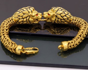 Vintage antique stylish handmade lion bracelet in solid hallmarked 22kt yellow gold men s bracelet lion face daily use jewelry