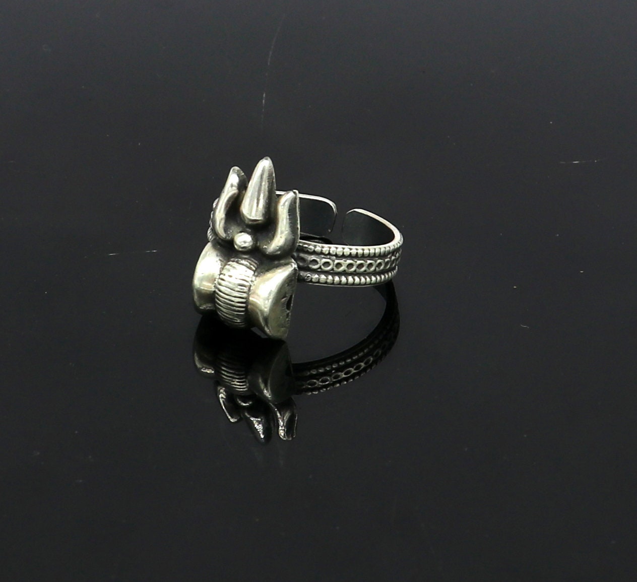 SHIVA EYE RING - Adjustable Shiva Shell Ring - Sterling Silver - Spiritual  - Third eye - Reiki - Beach ring - Bespoke Fossil Ring Gift