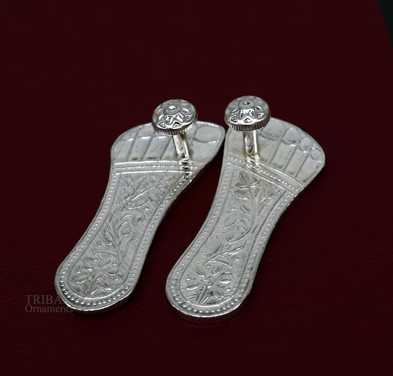 1.2 Sterling Silver Handmade Charan Paduka or Slippers for Idol Krishna,  Laddu Gopala, Little Krishna or Vshnu Narayana Puja Art Su694 - Etsy Canada  | Handmade silver, Handmade sterling silver, Silver