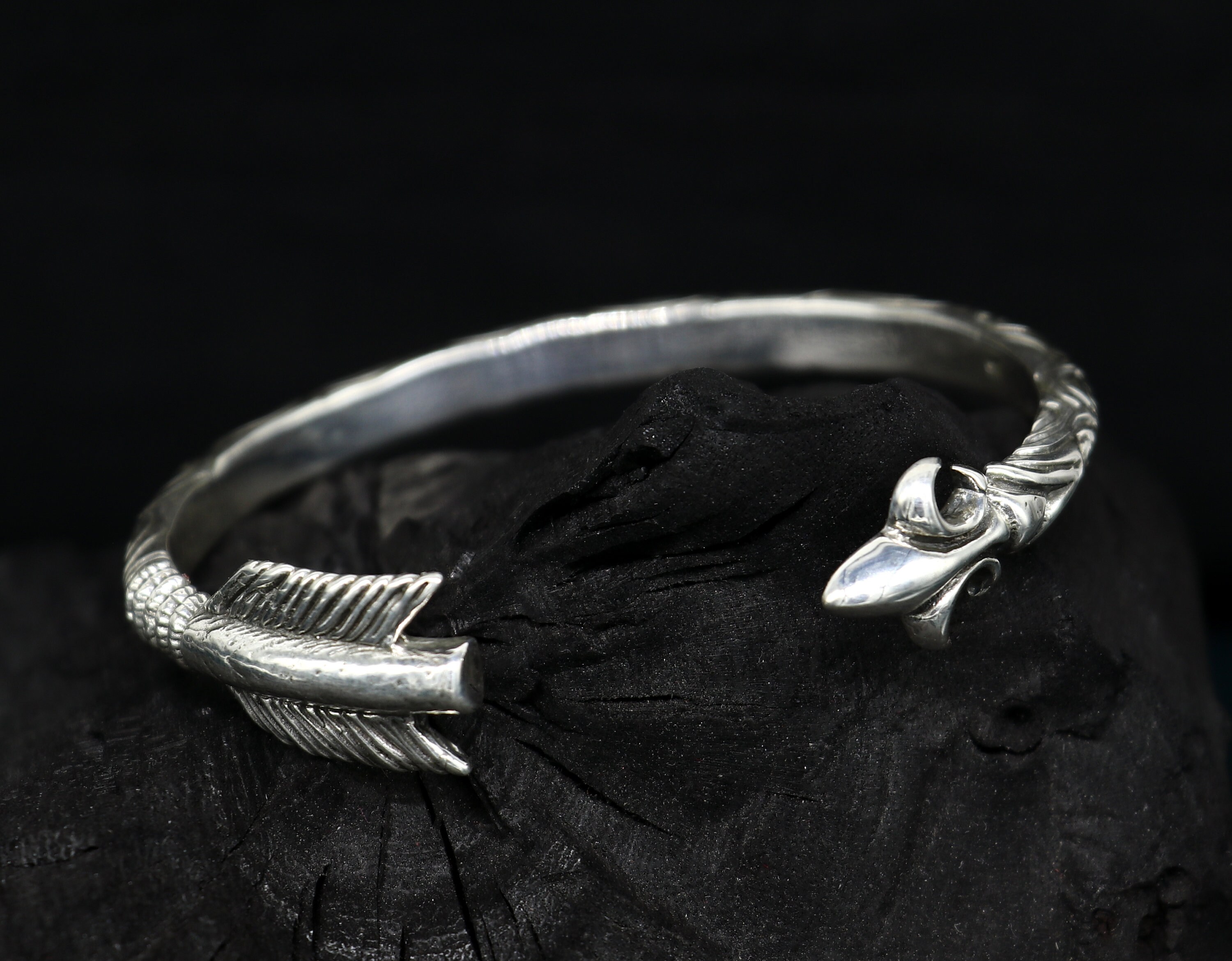 Silpada ハンマー打ち 925 シルバー ヴィンテージ カフブレスレット Silpada sterling silver cuff bracelet - Etsy 日本