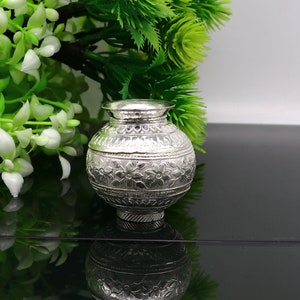 Solid sterling silver handmade plain small Kalash or pot, unique special silver puja article, water or milk shiva kalash pot india su348
