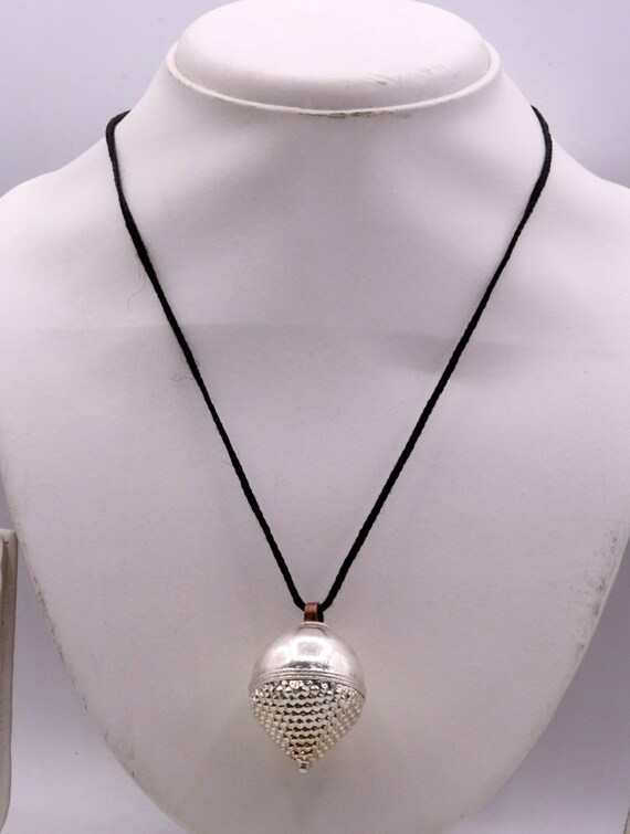 Fabulous Charm Necklace Vintage Navajo Sterling Silver Native American Fabulous Charm Necklace Vintage Navajo Sterling Silver Native American