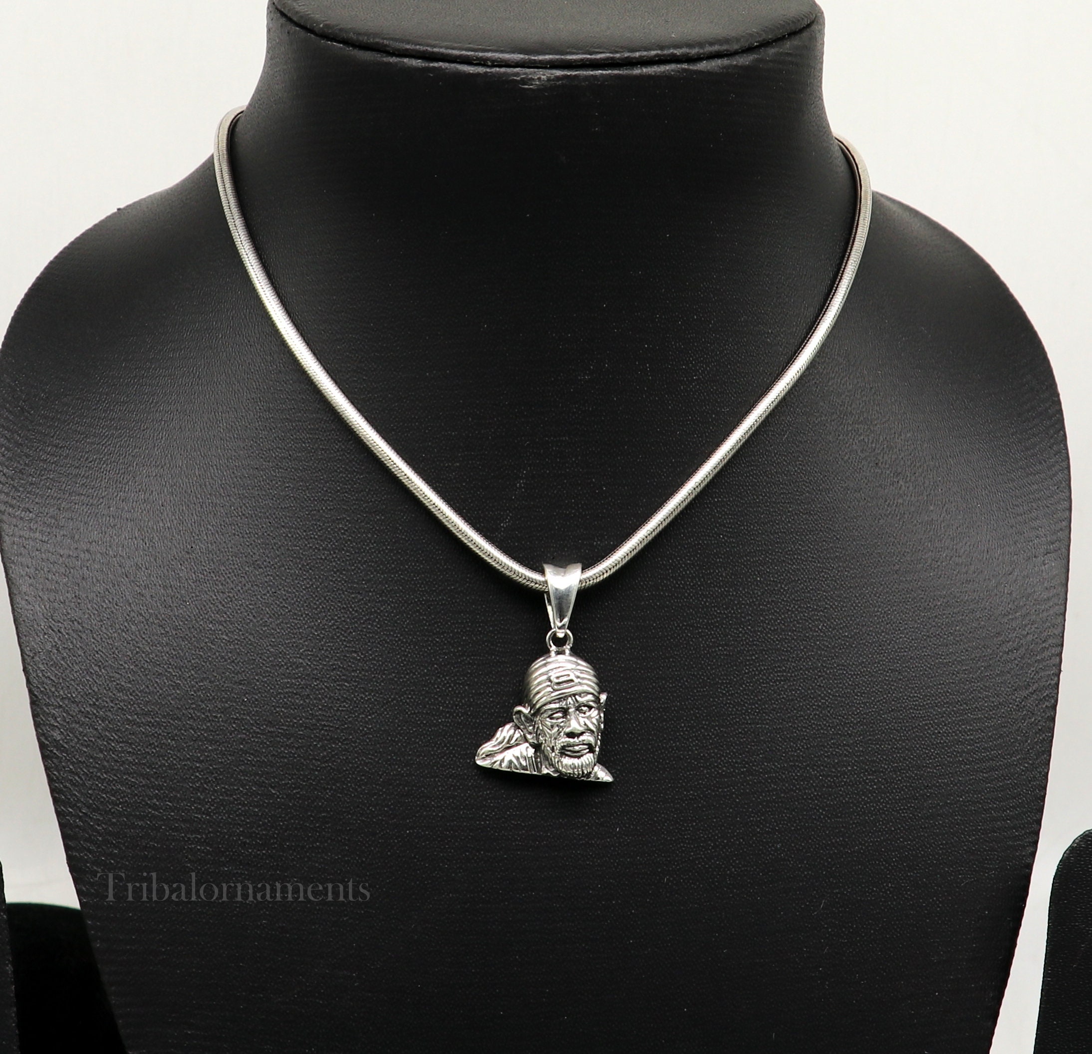 Idol Sai Baba Pendant 925 Sterling Silver Handmade Amazing Stylish