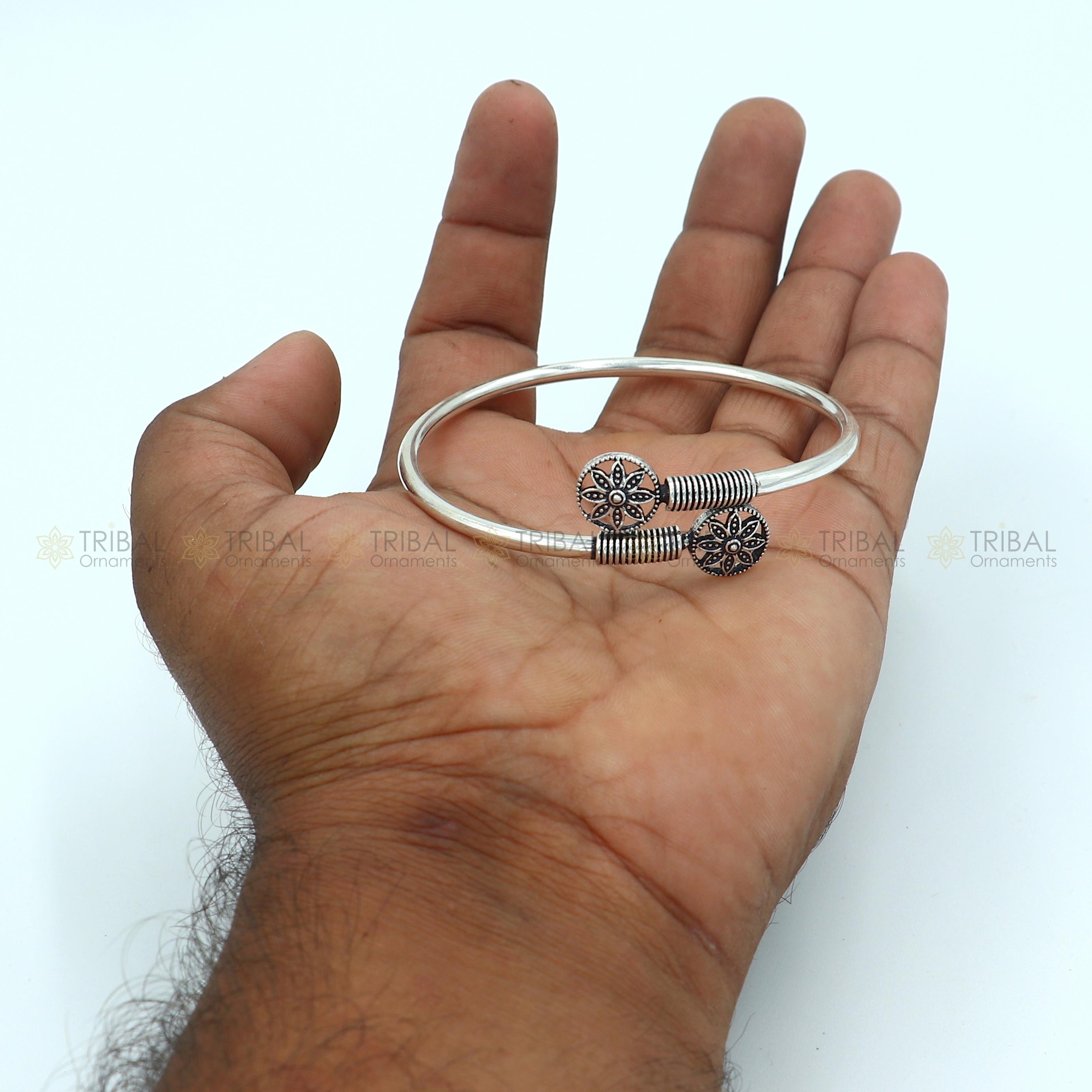 925 Sterling Silver Handmade Round Shape Flower Design
