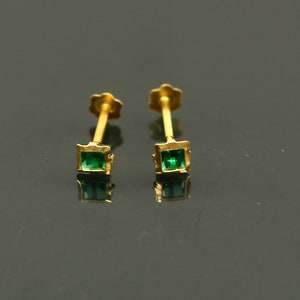 3.5mm tiny single Green stone handmade 18kt yellow gold combo jewelry we can use as stud or nose stud , baby stud cartilage jewelry er110
