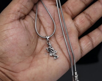 クリシュナ神 925 スターリングシルバーの小さなペンダント