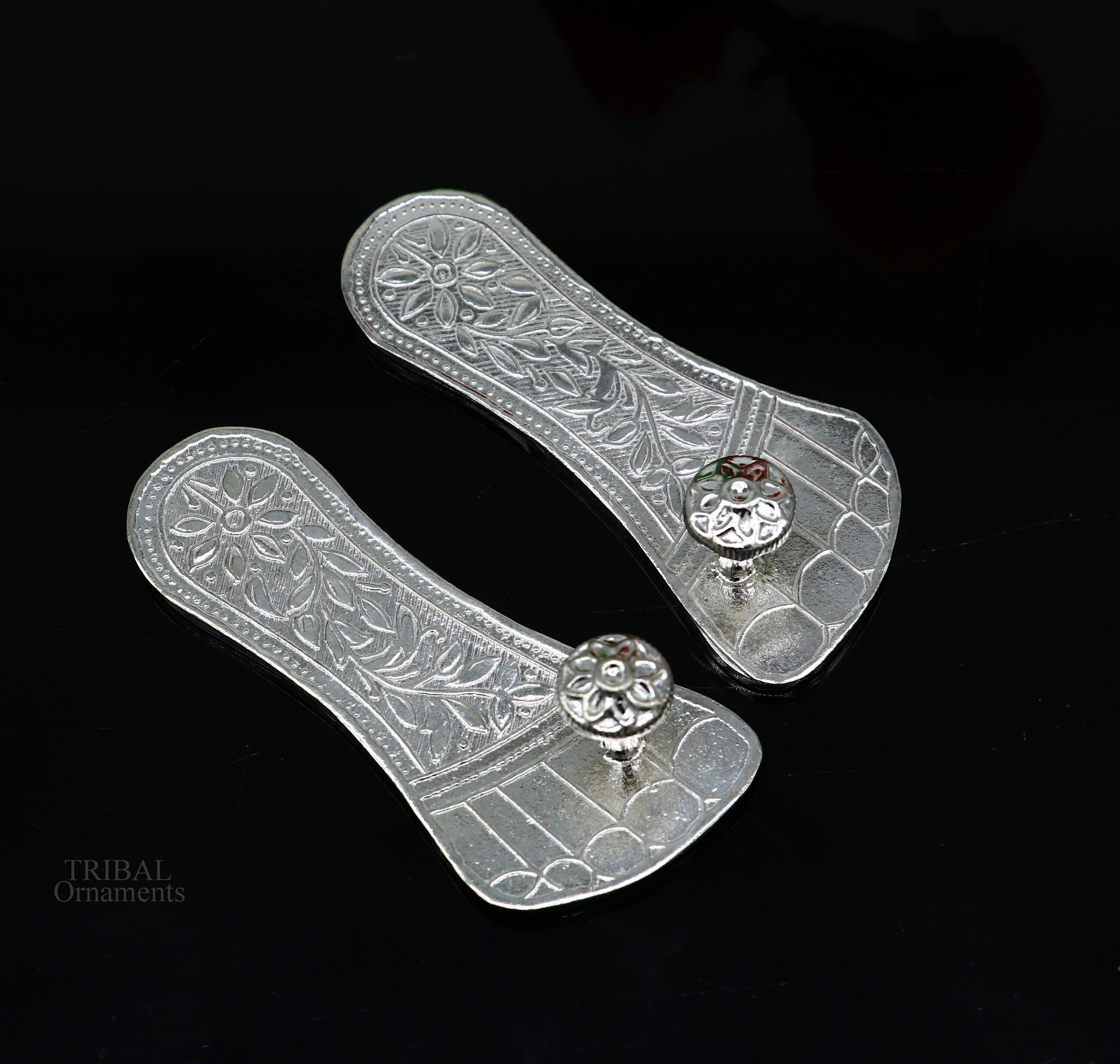 3" Solid sterling silver handmade Charan paduka or slippers for idol krishna, laddu gopala, little krishna or Vshnu Narayana puja art su637