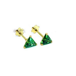 Triangle shape 4MM  18kt yellow gold handmade single green stone back screw star shape stud earring cartilage unisex jewellery er186