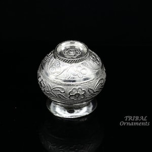 Pure 925 sterling silver handmade plain small Kalash or pot, unique special silver puja article, water or milk kalash pot india su825